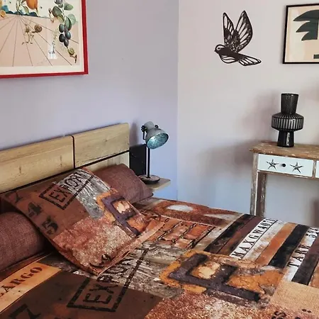 5 10 Personnes 300m Demoiselle * Saint-Jean-de-Monts