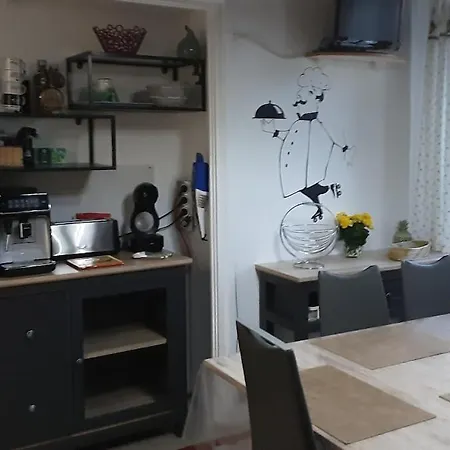 5 10 Personnes 300m Demoiselle Prázdninový dům *