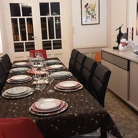 Tatil Evi 5 10 Personnes 300m Demoiselle *