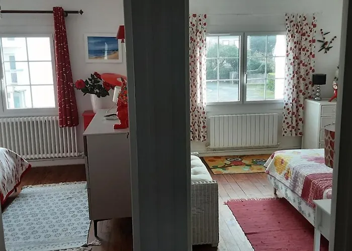 Casa de Férias 5 10 Personnes 300m Demoiselle *