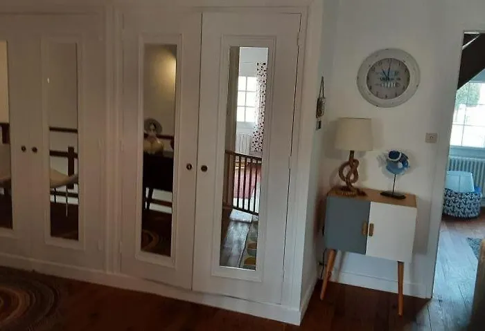 5 10 Personnes 300m Demoiselle *