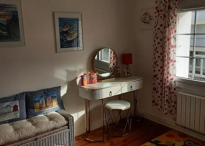 5 10 Personnes 300m Demoiselle * Saint-Jean-de-Monts